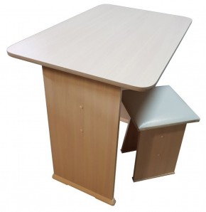 Кухонный стол ЛДСП + 2 табурета в Миассе - miass.mebel-74.com | фото