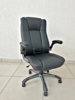 Кресло Barneo K-24 для руководителя (черная экокожа) в Миассе - miass.mebel-74.com | фото