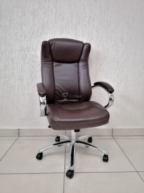 Кресло Barneo K-45 для руководителя (коричневая экокожа) в Миассе - miass.mebel-74.com | фото