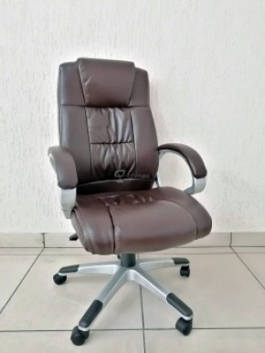 Кресло Barneo K-6 для руководителя (коричневая экокожа) в Миассе - miass.mebel-74.com | фото